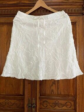 Fun White Max Studio Embroidered Skirt Medium